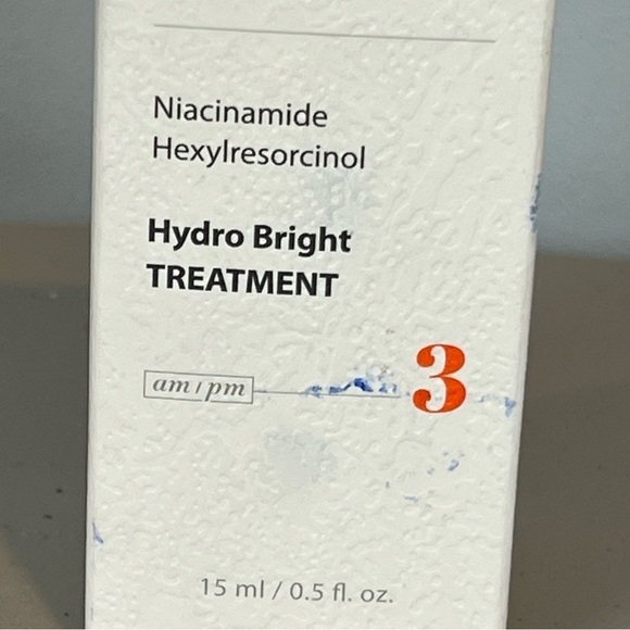 Medature Niacinamide Hexylresorcinol Hydro Bright Treatment 3 - Picture 5 of 10